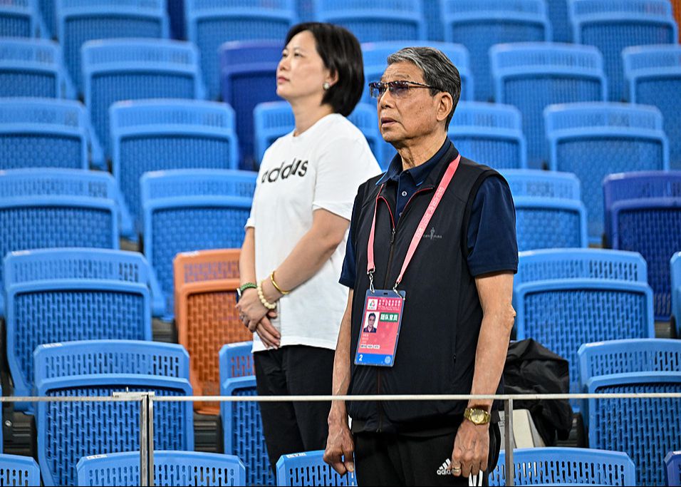 Xu Genbao: Sou responsável pela seleção masculina de futebol de Xangai não ter conquistado a medalha de ouro nos Jogos Nacionais, mas uma medalha de bronze é melhor do que nenhuma medalha
