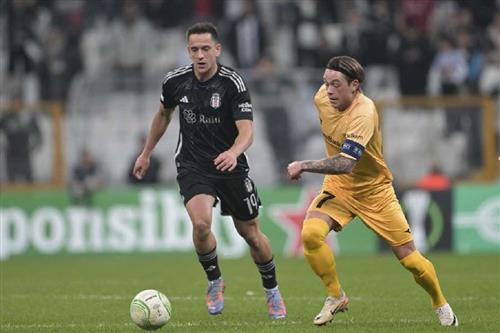 Beşiktaş JK x Bodo Grint