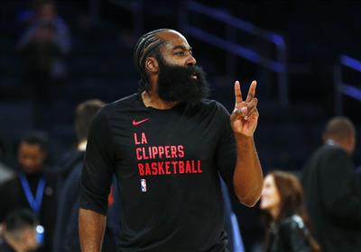 Harden: Tenho que ser agressivo com a equipe e com a movimentação, e a defesa é a chave da nossa temporada.