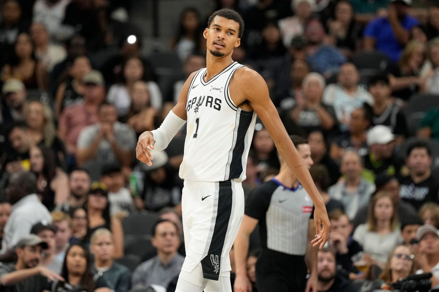 Curry: A guarda do Wenban é realmente incrível, ele sempre consegue te pegar desprevenido
